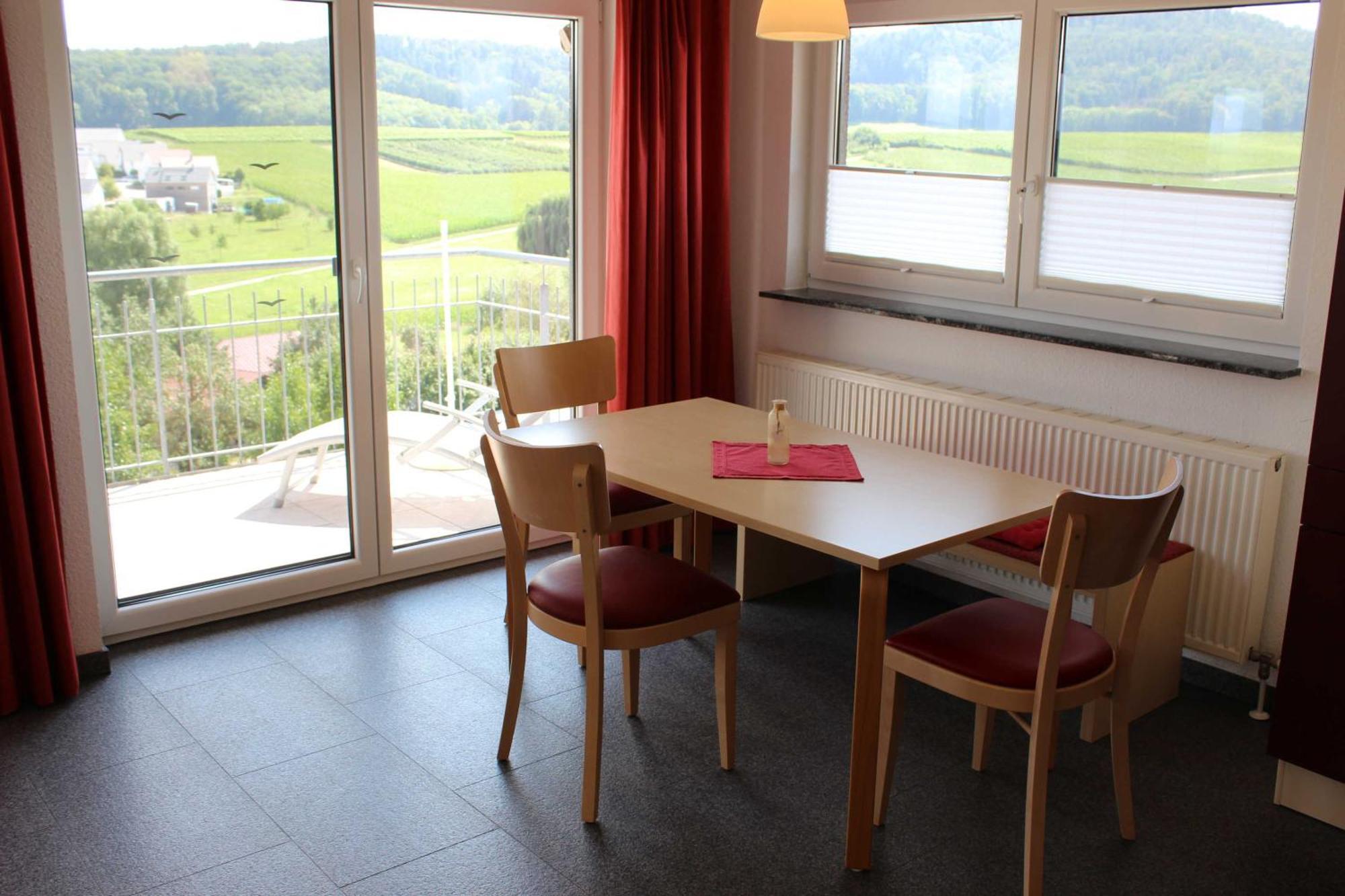 Gaestehaus Zum Wolffenturm Lehrensteinsfeld Room photo